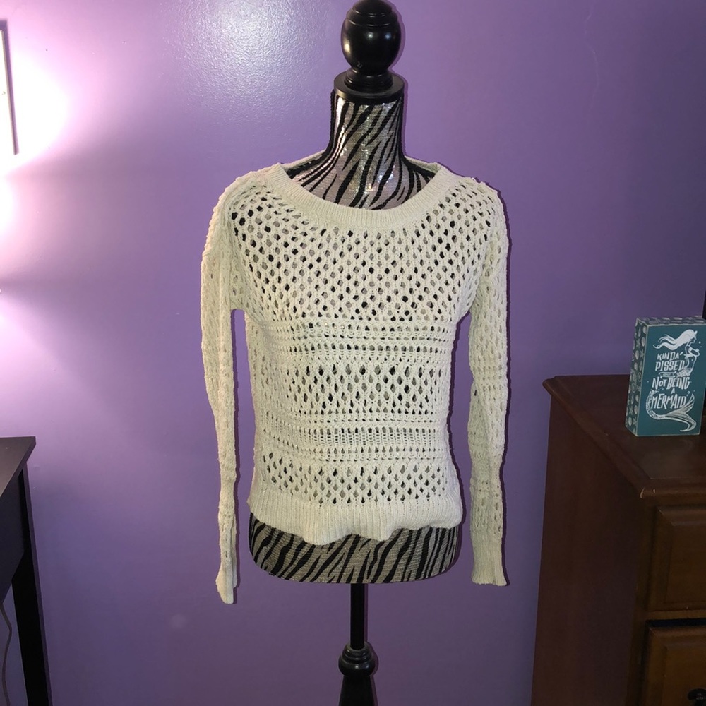 American Eagle Sweater - Picture 2 of 2